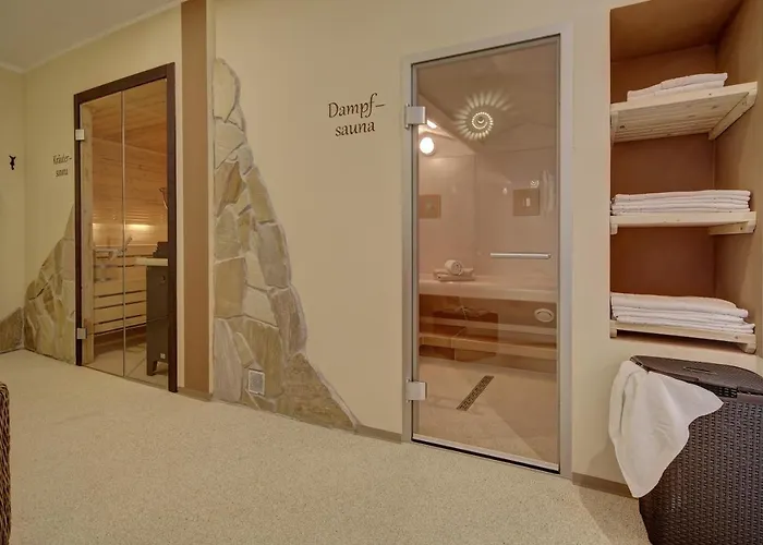 Wellnesshotel Deine Auszeit, Adults Only 4* אכסלאך