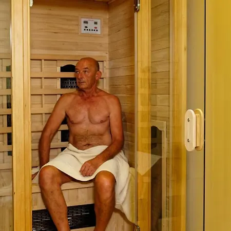 מלון Wellnesshotel Deine Auszeit, Adults Only 4*