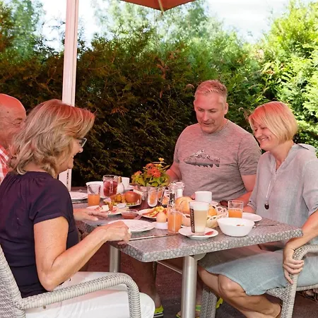 Wellnesshotel Deine Auszeit, Adults Only 4*