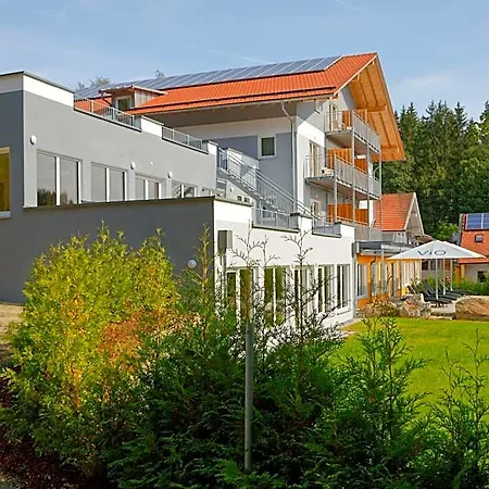 Wellnesshotel Deine Auszeit, Adults Only מלון אכסלאך