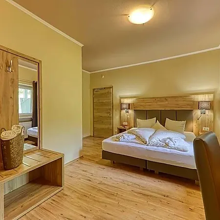 Wellnesshotel Deine Auszeit, Adults Only 4*
