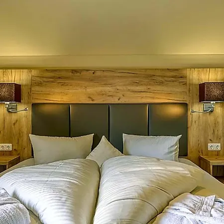 Wellnesshotel Deine Auszeit, Adults Only 4*