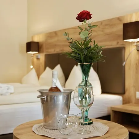 فندق Wellnesshotel Deine Auszeit, Adults Only 4*