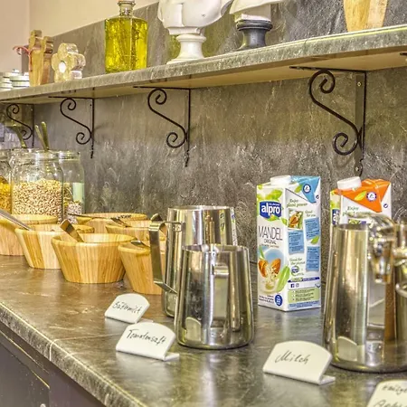 Wellnesshotel Deine Auszeit, Adults Only מלון אכסלאך