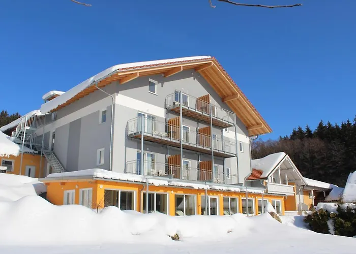 Wellnesshotel Deine Auszeit, Adults Only Achslach